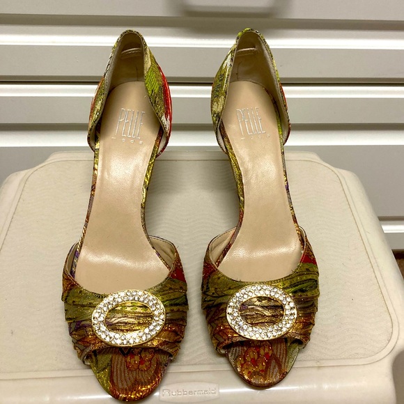 Elegant Evening Shoe by Pelle Moda - Picture 2 of 8